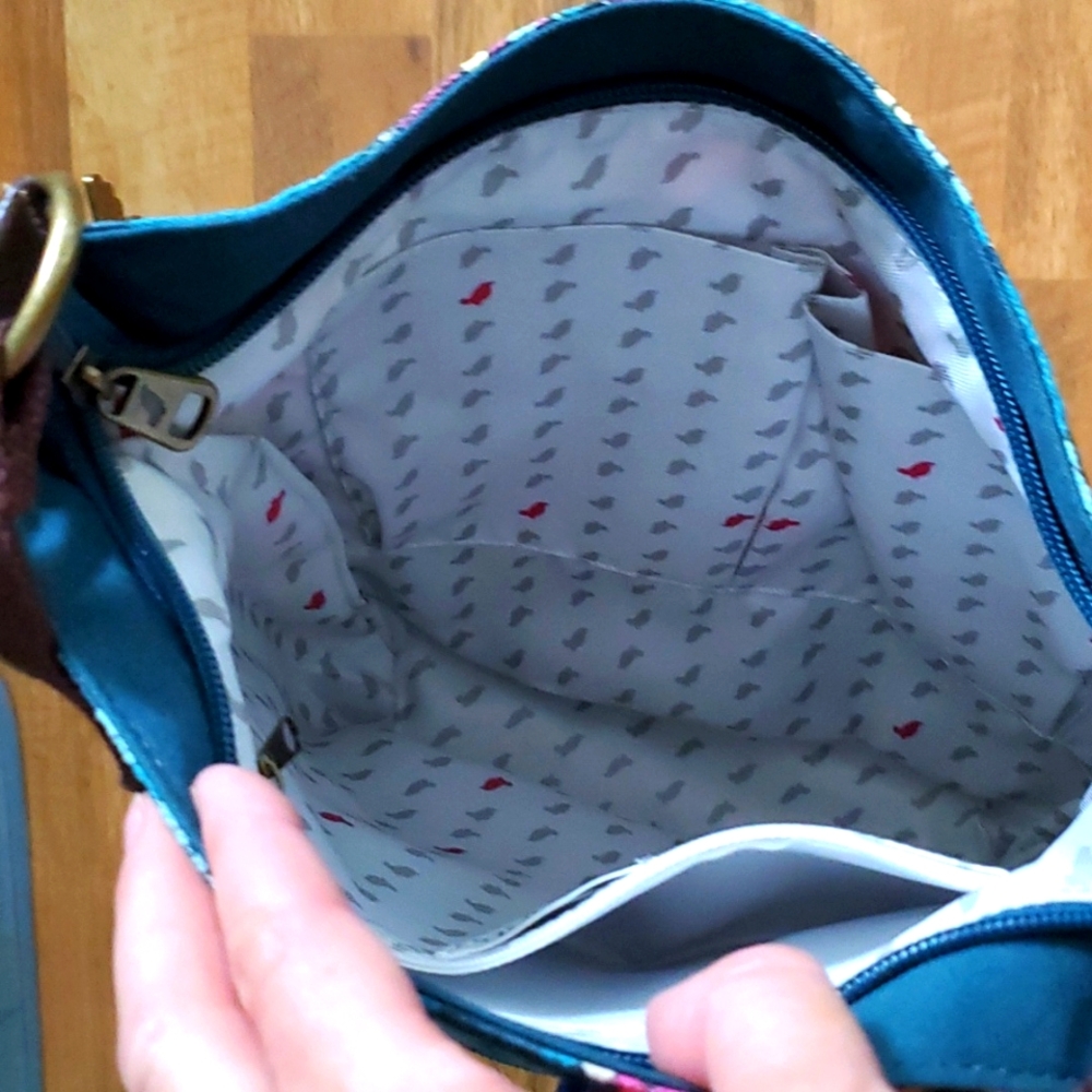 Sakroots Teal and Pink Floral Crossbody Bag - Picture 13 of 14